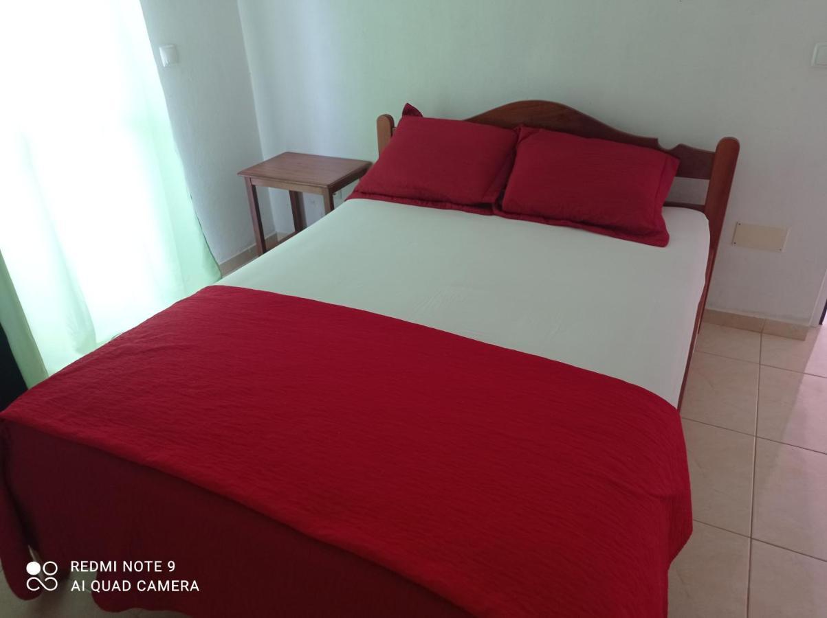Recanto D'Nha Fana Porto Novo  Ngoại thất bức ảnh